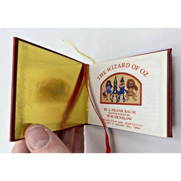 Vintage Kurt Adler Christmas Ornament The Wizard of Oz Mini Book 1984 Red Gold - Picture 9 of 13